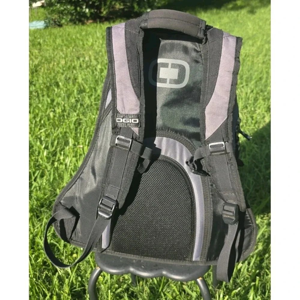 Ogio Street Fugitive Backpack Laptop Tech Computer Travel Bag Gray